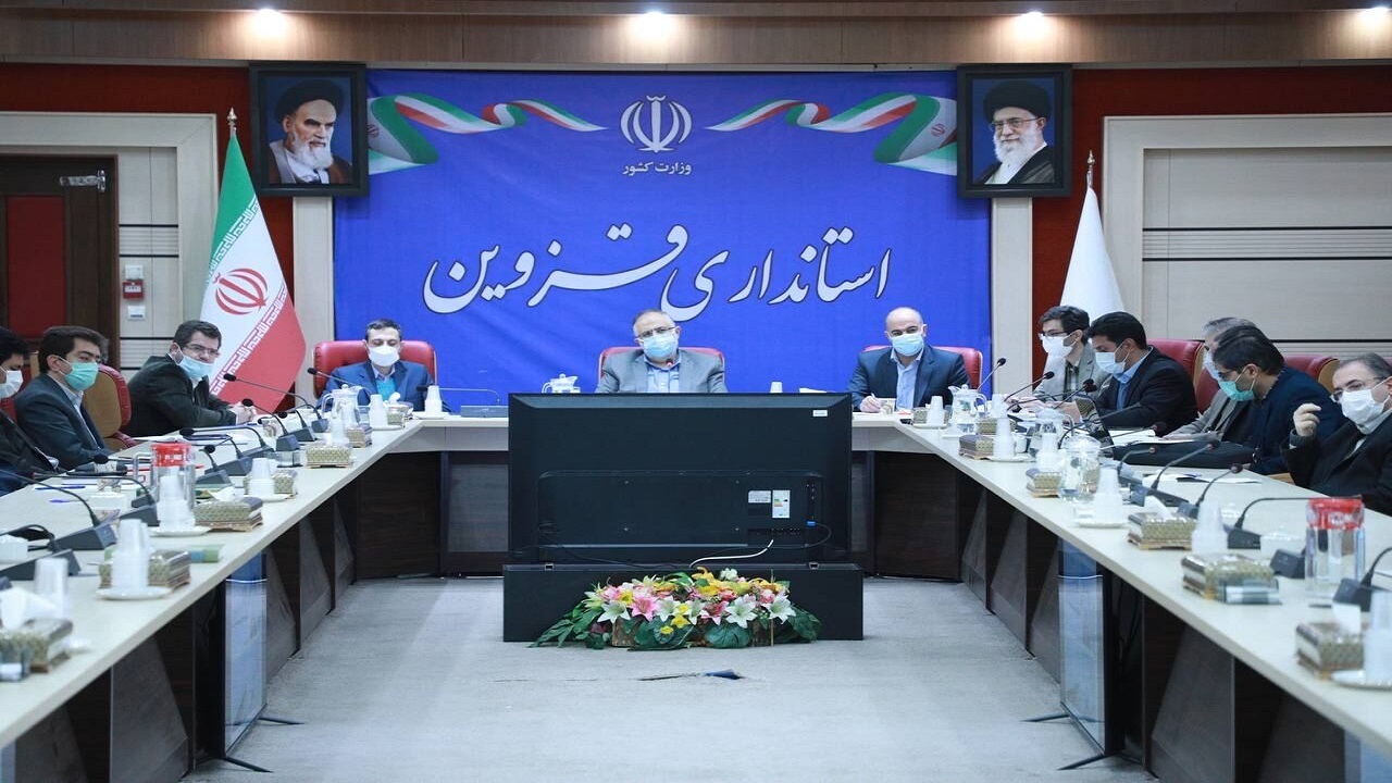 مدیران برای حمایت از بخش تولید ابتکار عمل به خرج دهند