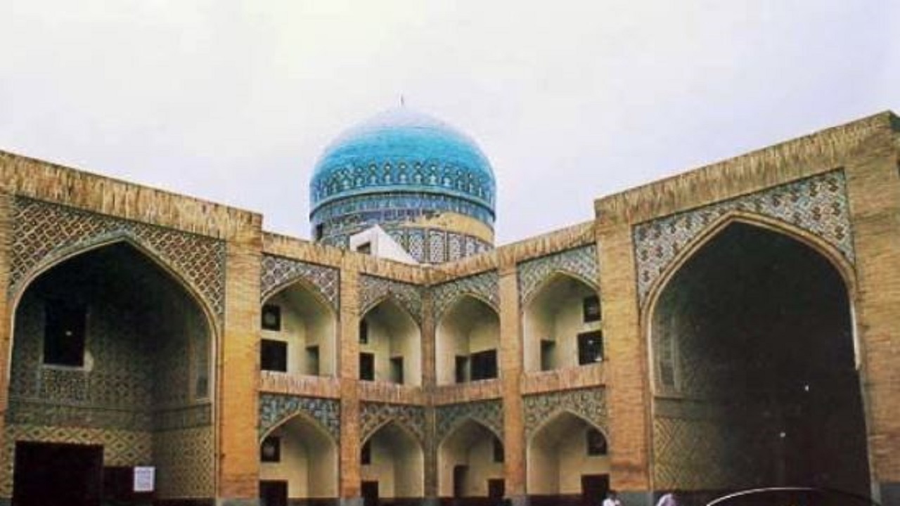 مدرسه پریزاد یادگاری از دوره تیموریان