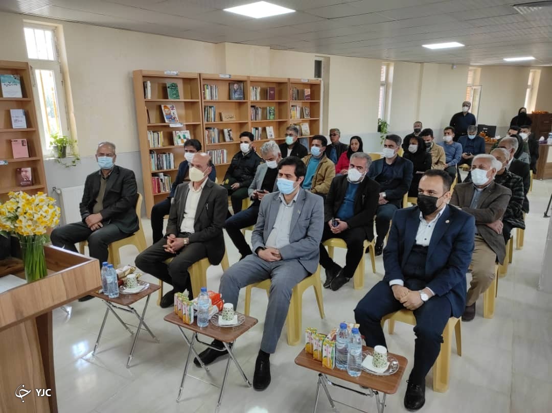 کتابخانه عمومی طلوع در روستای قلات شیراز افتتاح شد