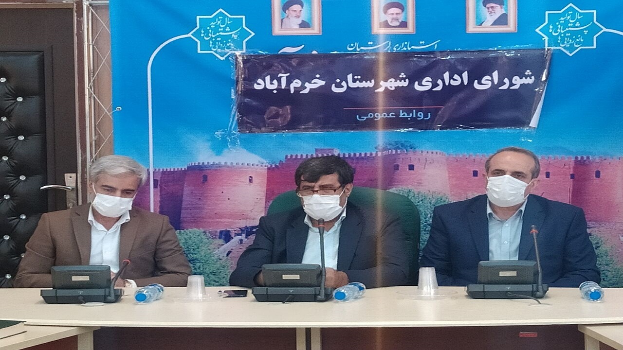 سرعت در پاسخگویی به مردم اولویت فرمانداران باشد