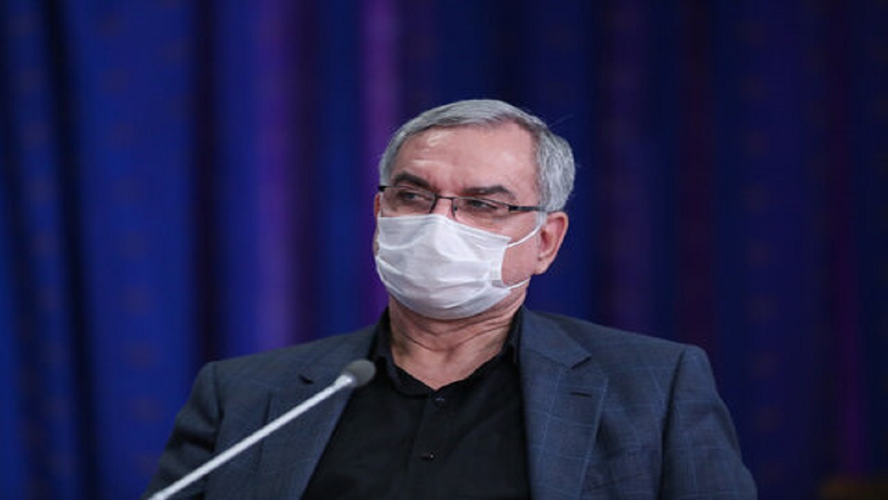 وزیر بهداشت وارد اصفهان شد