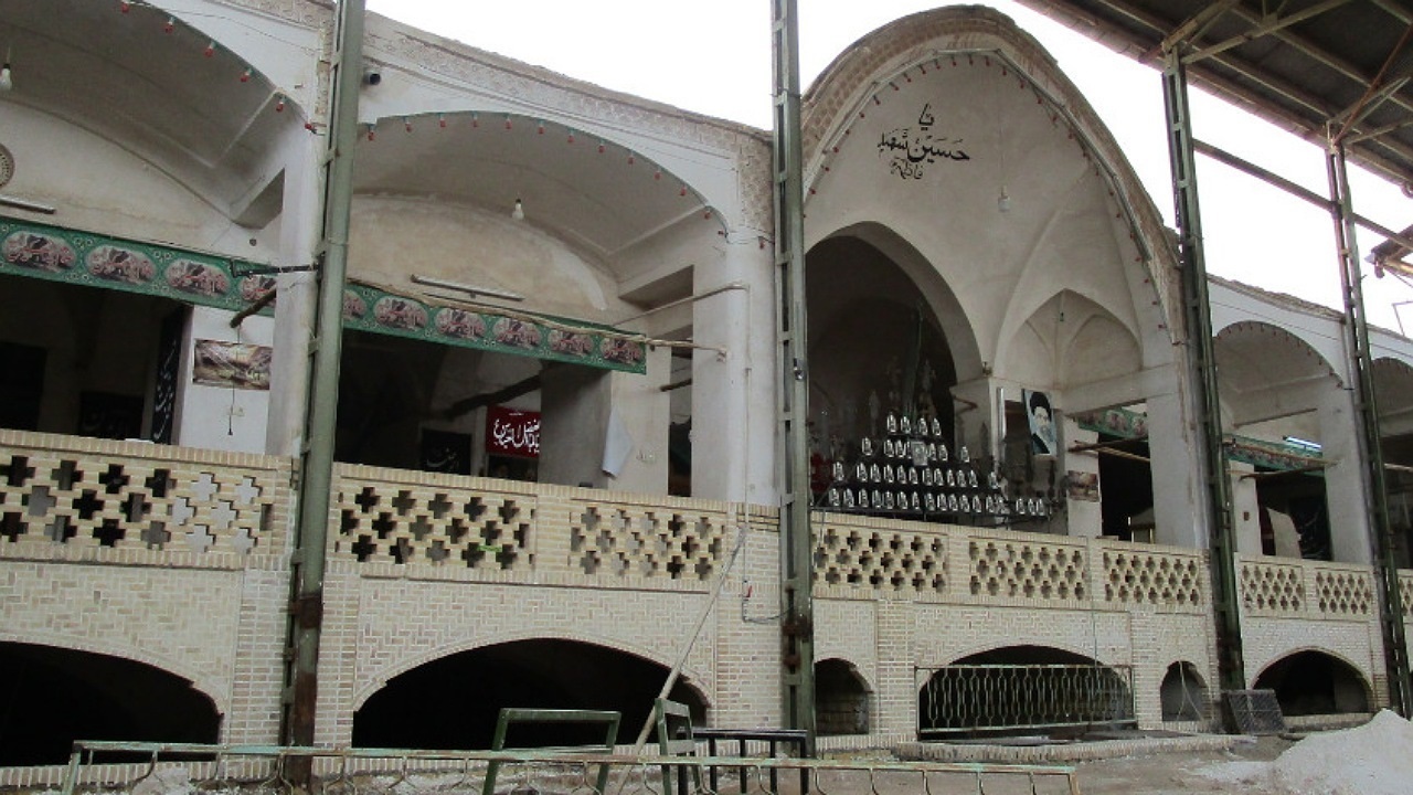 نمایی از خانه تاریخی حاج عبدالله خان در آران و بیدگل + فیلم