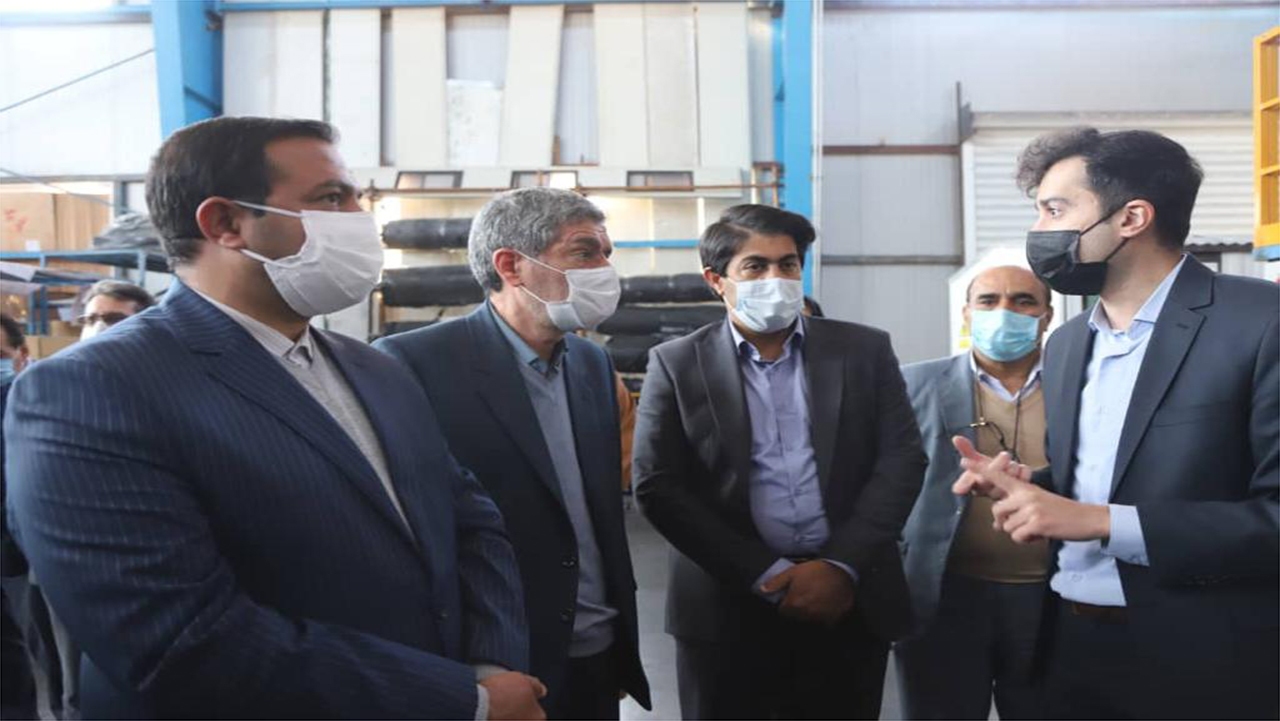 تاکید استاندار فارس بر ارتباط نزدیک صنعت و دانشگاه
