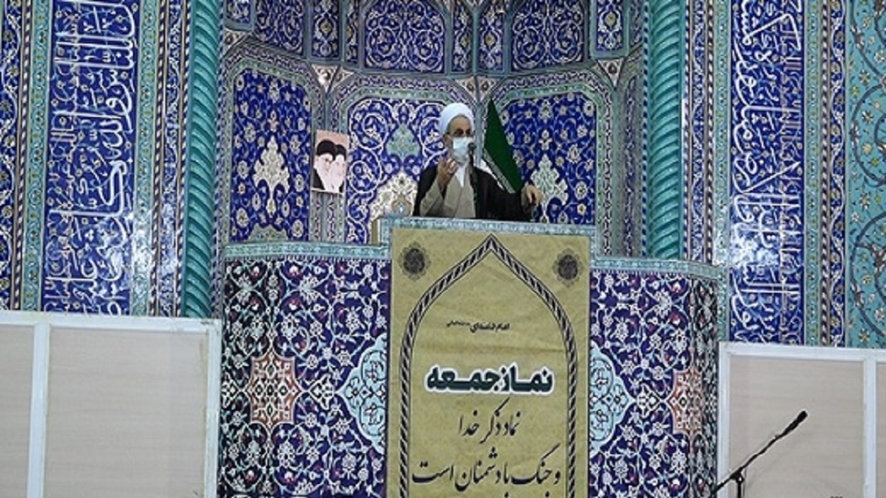 واکنش امام جمعه قم به هنجارشکنی در جشنواره فجر