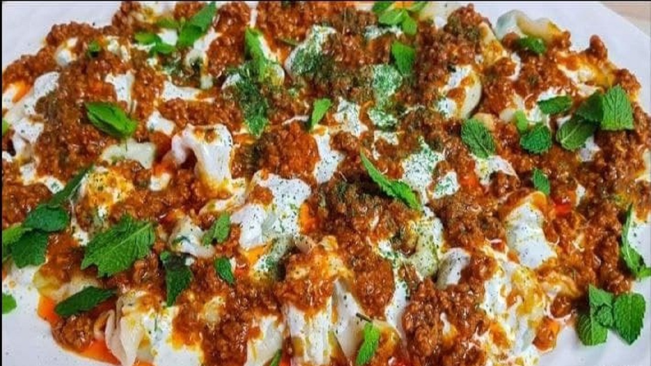 با طرز تهیه کیچِیری قروت، یکی دیگر از غذاهای محلی افغانستان آشنا شوید + فیلم