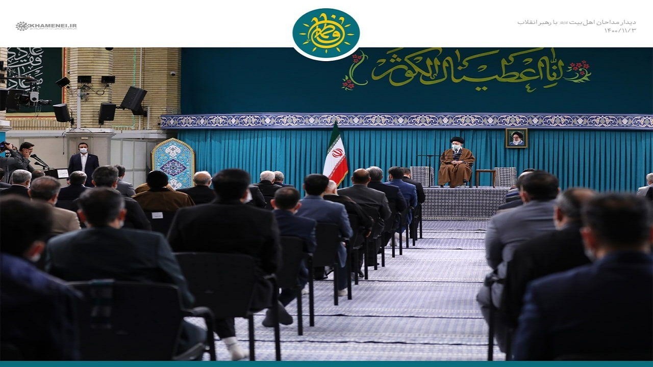 مدیحه‌سرایی مداحان اهل بیت در وصف حضرت زهرا (س) در حضور رهبر انقلاب + فیلم