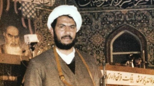 تنها مسجدی که در طول مبارزات انقلاب به توپ بسته شد