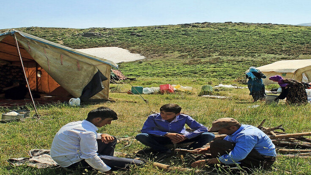 اشتغال‌زایی و حفظ منابع طبیعی در اصفهان با افزایش تعاونی‌ مرتعداران