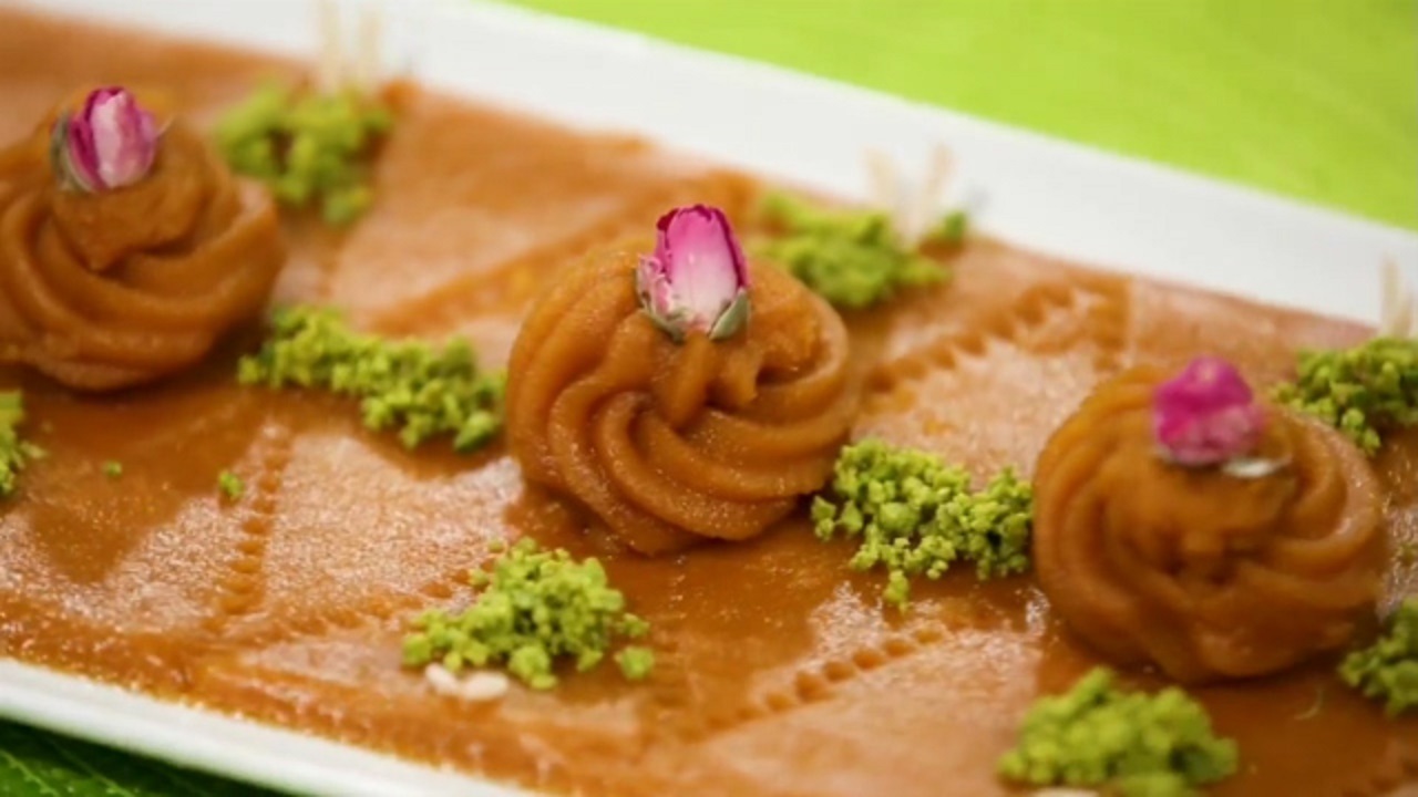 طرز تهیه حلوای سوهانی + فیلم