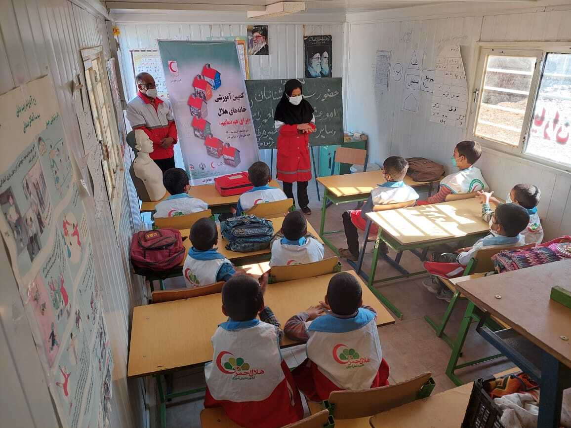 کمپین «برای هم بمانیم» در ۶۰ خانه هلال فارس اجرا می‌شود