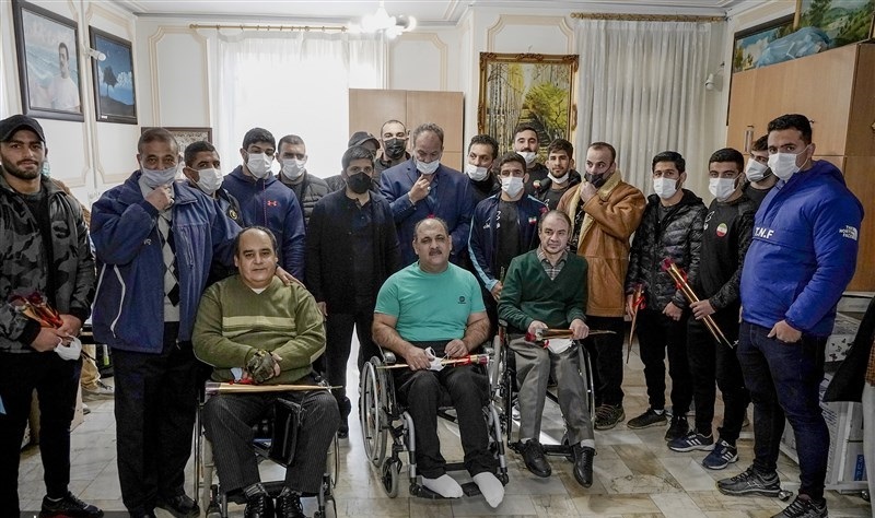 اظهارات جالب قهرمانان کشتی در عیادت از جانبازان ۸ سال دفاع مقدس