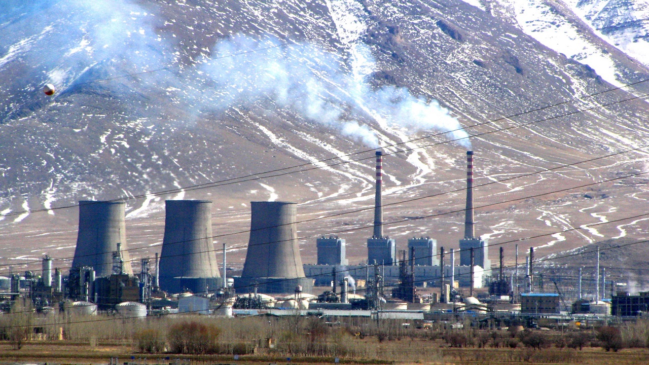 کاهش آلودگی هوای اراک و شازند در طرح جامع بازنگری می‌شود