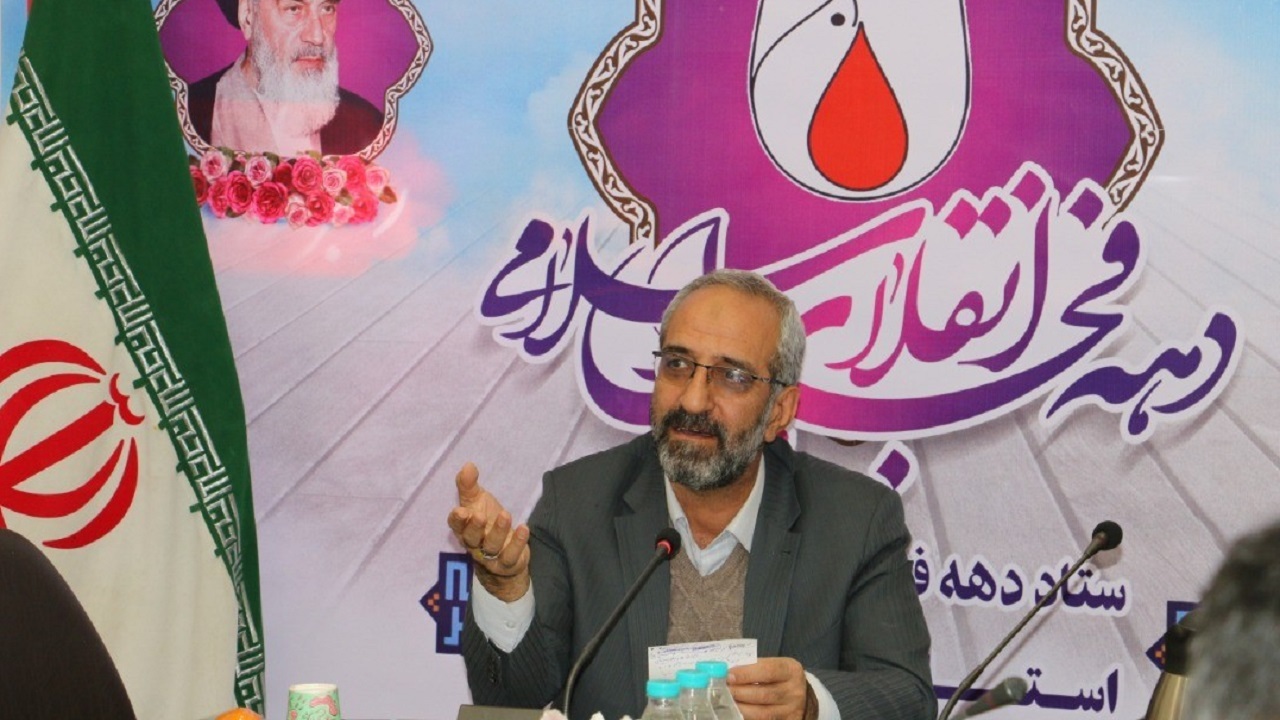 ضرورت استفاده از فضای مجازی برای نشر فرهنگ انقلاب