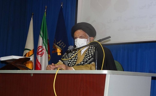 نشست ارتقای اخلاق اسلامی در سبک زندگی در قم برگزار شد