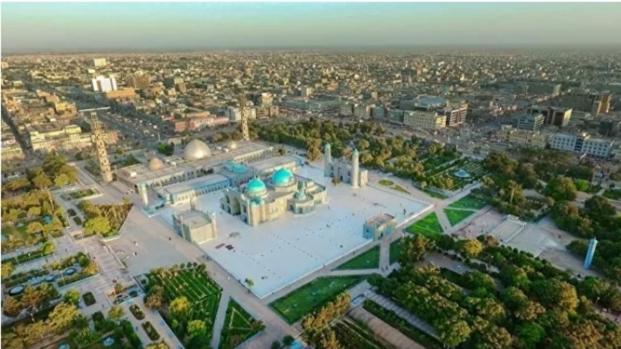 طالبان از خروج غیر قانونی دهها مسافر از میدان هوایی جلوگیری کردند