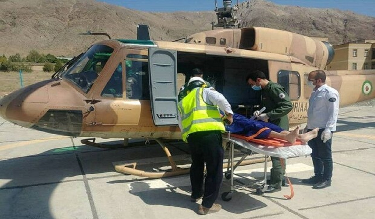 انتقال۲بیمارگرفتار درکولاک شدیدروستای چنار توسط هوانیروز کرمانشاه