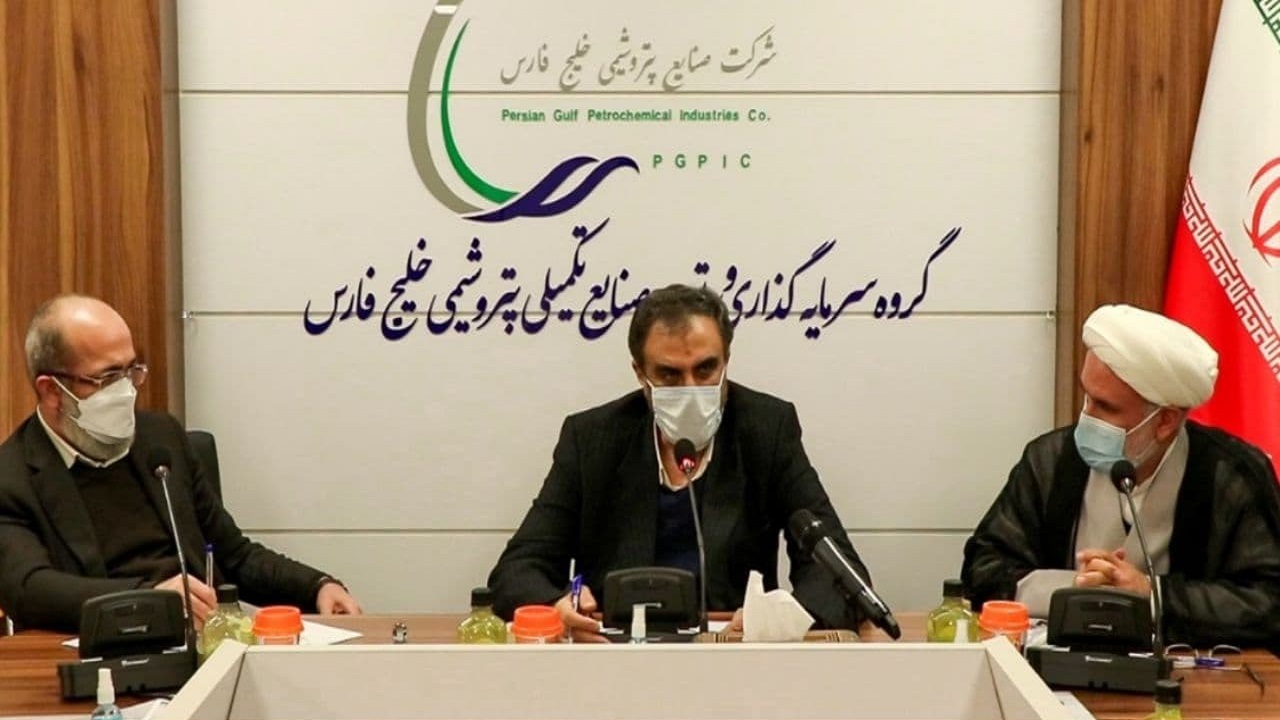 توسعه صنعت می‌تواند گام موثری در راستای ایجاد اشتغال پایدار باشد