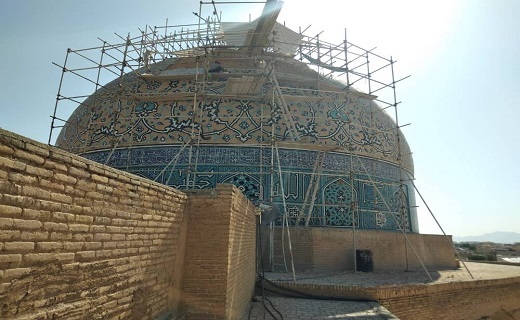 مرمت غیراصولی گنبد مسجد شیخ لطف الله مرمت غیراصولی گنبد مسجد شیخ لطف الله