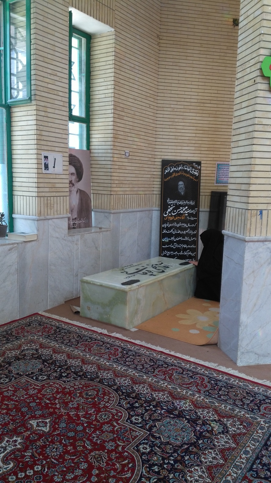 آرامگاه مولف کتاب سیاحت غرب در قوچان+تصاویر