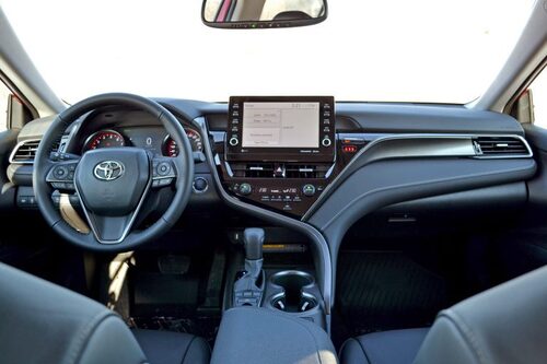 مقایسه تویوتا کمری AWD با کیا K5 AWD