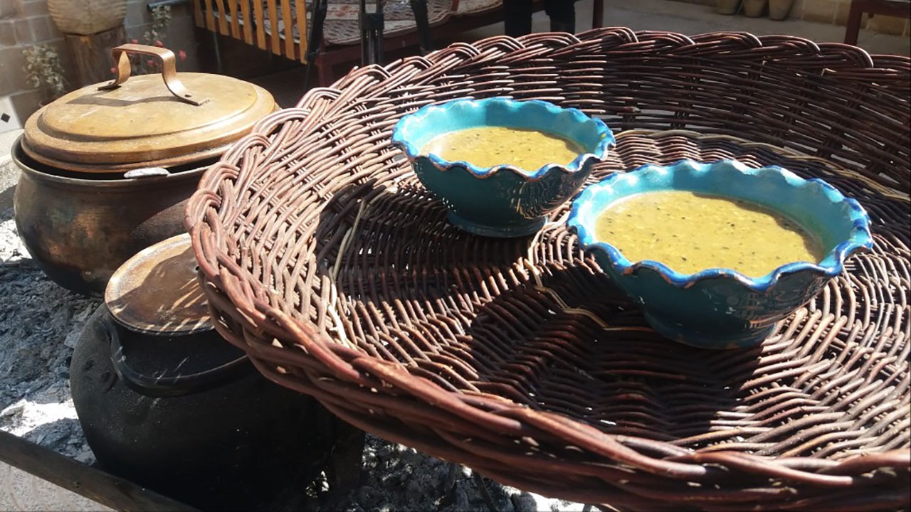 معجونی سنتی در کرمان با خواصی فوق العاده+ فیلم
