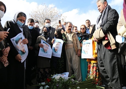 'گزارش تصویری از خاکسپاری زنده&zwnj;یاد علی اشرف نوبتی(پرتو کرمانشاهی)