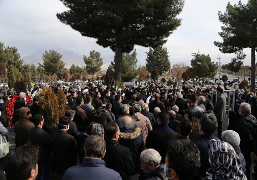 'گزارش تصویری از خاکسپاری زنده&zwnj;یاد علی اشرف نوبتی(پرتو کرمانشاهی)