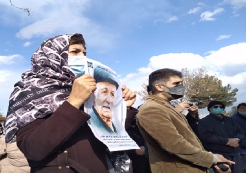 'گزارش تصویری از خاکسپاری زنده&zwnj;یاد علی اشرف نوبتی(پرتو کرمانشاهی)