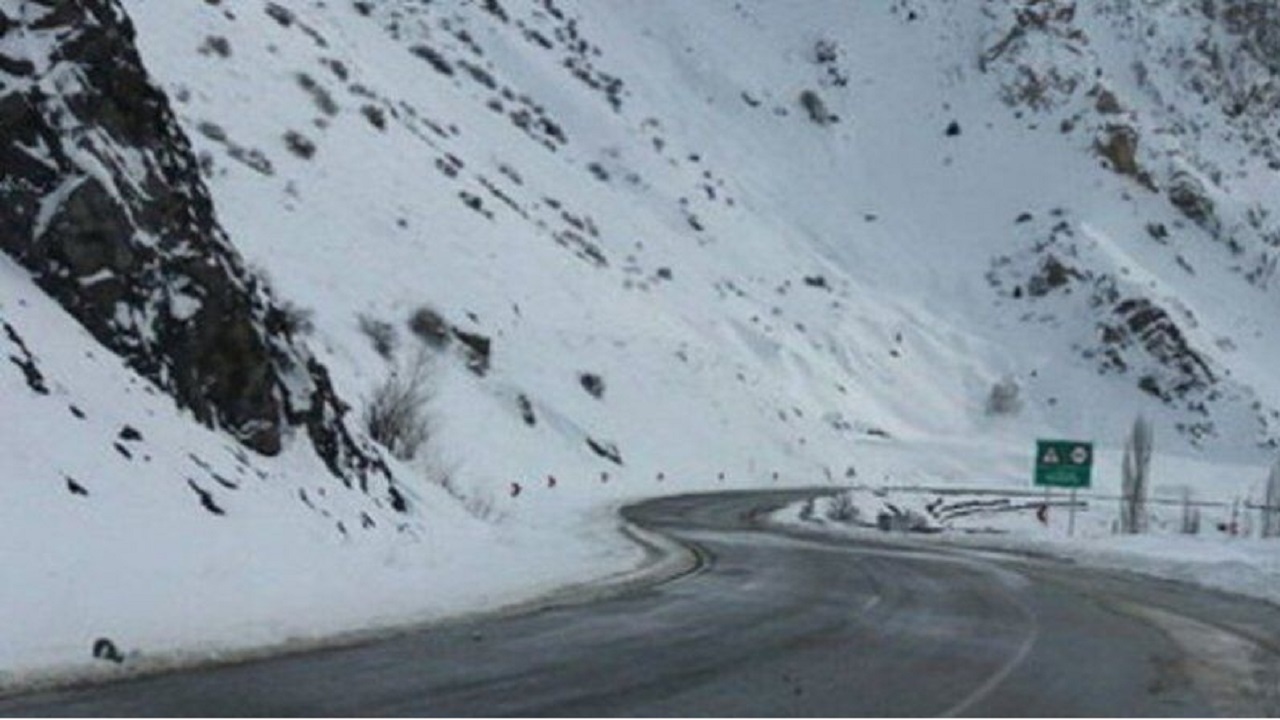 دو محور کوهستانی گلستان مسدود است