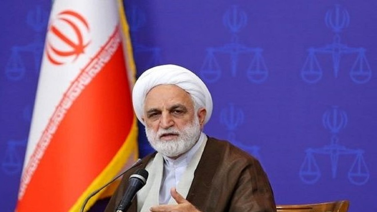 مسئولان قضایی باید در کنار مردم باشند