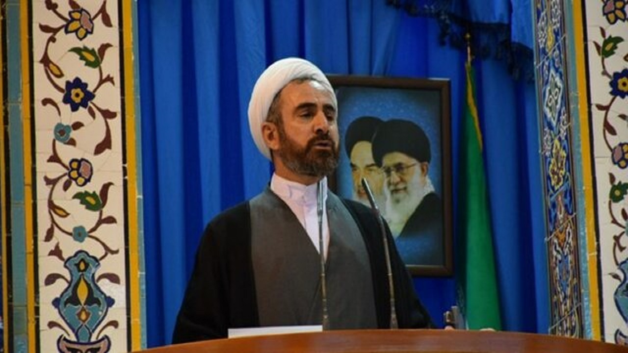 عزت امروز جمهوری اسلامی در سطح جهانی از برکات نظام و انقلاب اسلامی است