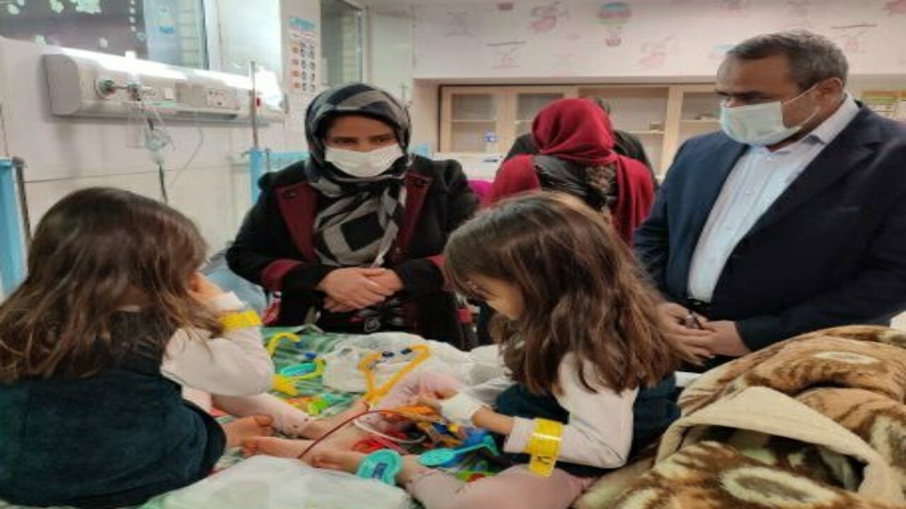 بازدید معاون درمان دانشگاه علوم پزشکی قم از بیمارستان کودکان