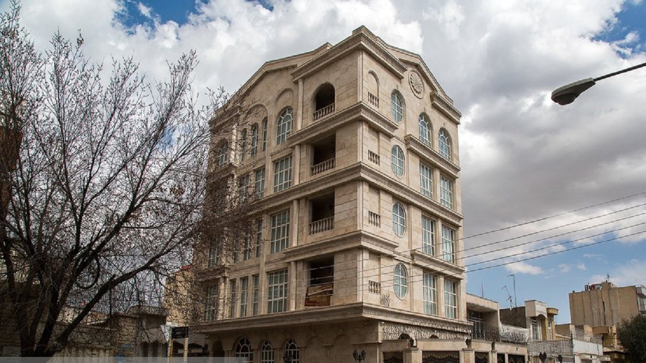 سایه سنگین امپراتوری روم بر خیابان‌های ایران