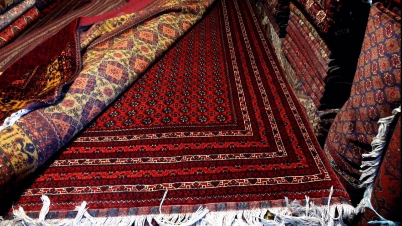 صادرات قالین افغانستان ۸۴ درصد کاهش یافته است