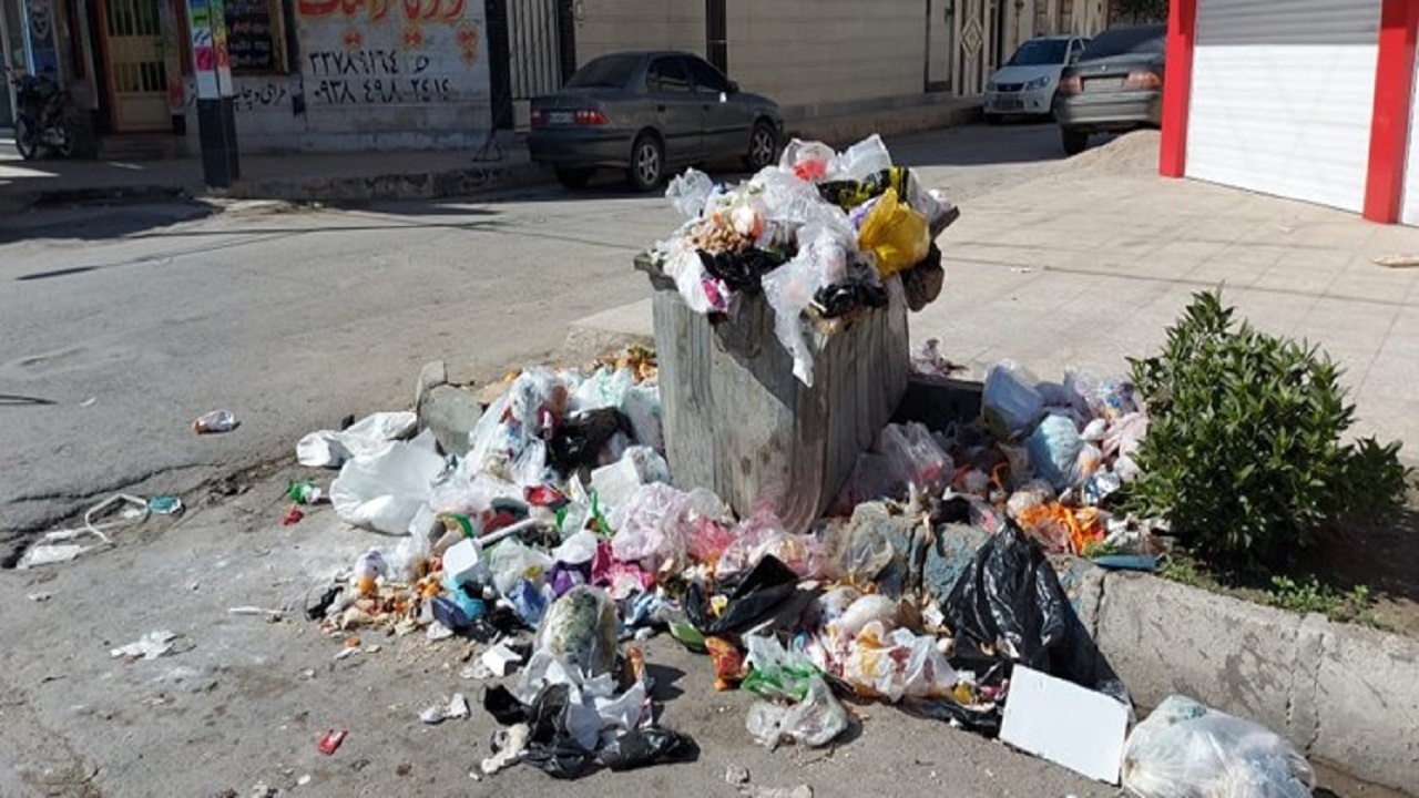 جمع آوری نکردن زباله‌ها در اهواز حرکت برنامه ریزی شده علیه شهرداری بود