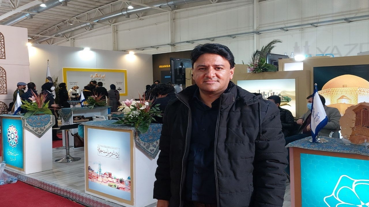 هنرمندان سنتی یزدان آباد در نمایشگاه بین المللی گردشگری تهران