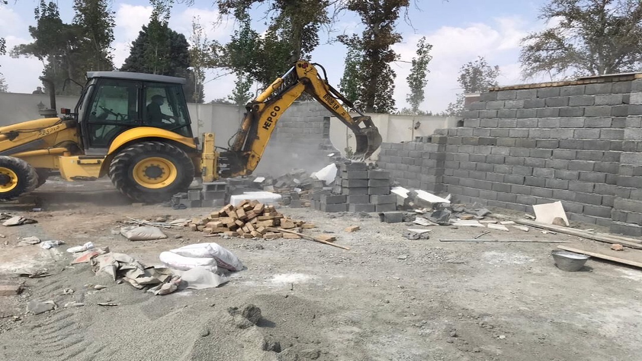 ۱۵۰۰ مترمربع از اراضی دولتی در زاهدان رفع تصرف شد