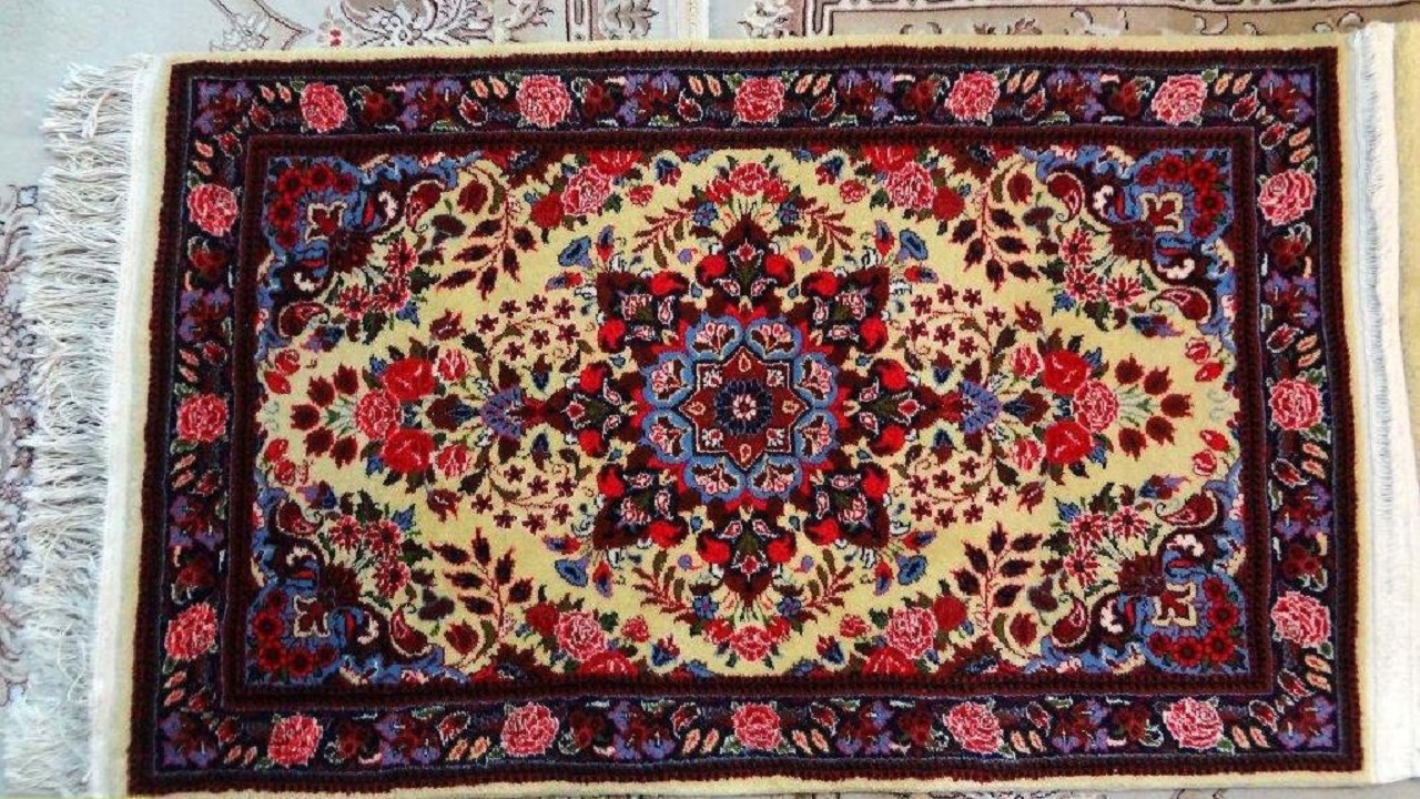 دست بی مهری بر تار و پود فرش دستباف