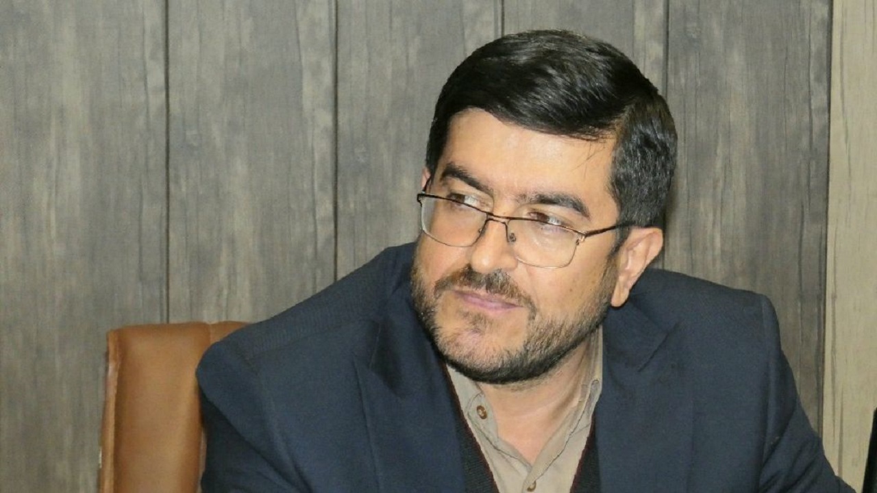 تعریض و آزادسازی بخشی از معبر شهدای شرقی خرم آباد