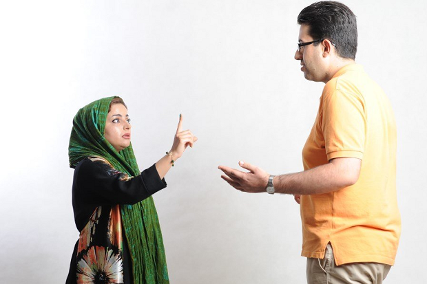 ما به خاطر ضربه عاطفی کودکی مان با احساسات ناآشنا هستیم پس در بزرگسالی هم یا آن را پنهان می&zwnj;کنیم یا به عنوان یک موضوع مهم آن را نمی&zwnj;شناسیم و یا برعکس کنترلی روی آن نداریم.