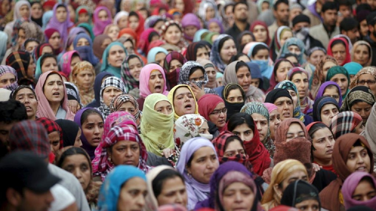 کشور ۷۱ ملت! / نژاد پرستی در کشوری پرجمعیت + فیلم