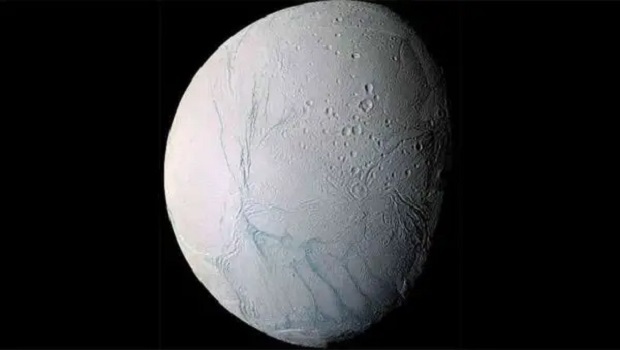 انسلادوس (Enceladus)