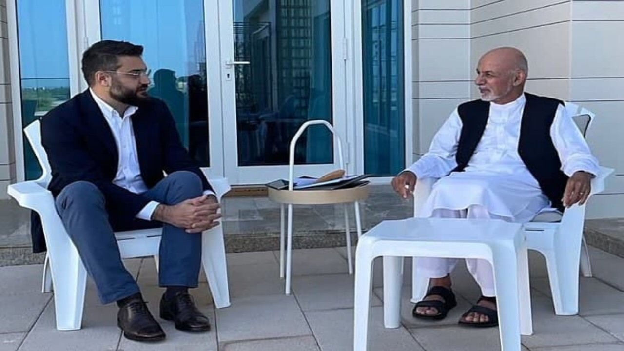 حمدالله محب بازگشت اشرف غنی به افغانستان را رد کرد