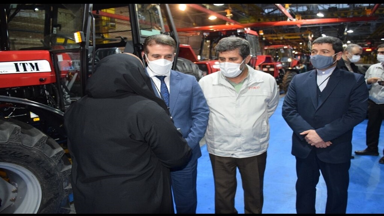 تاکید بر مطالعات انجام شده درباره بازار آذربایجان از سوی مجموعه گروه صنایع تراکتورسازی ایران