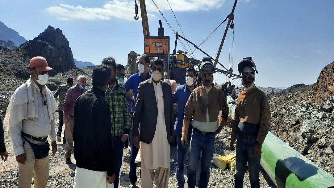 کارگاه سازندگی در خاش شکل گرفته است