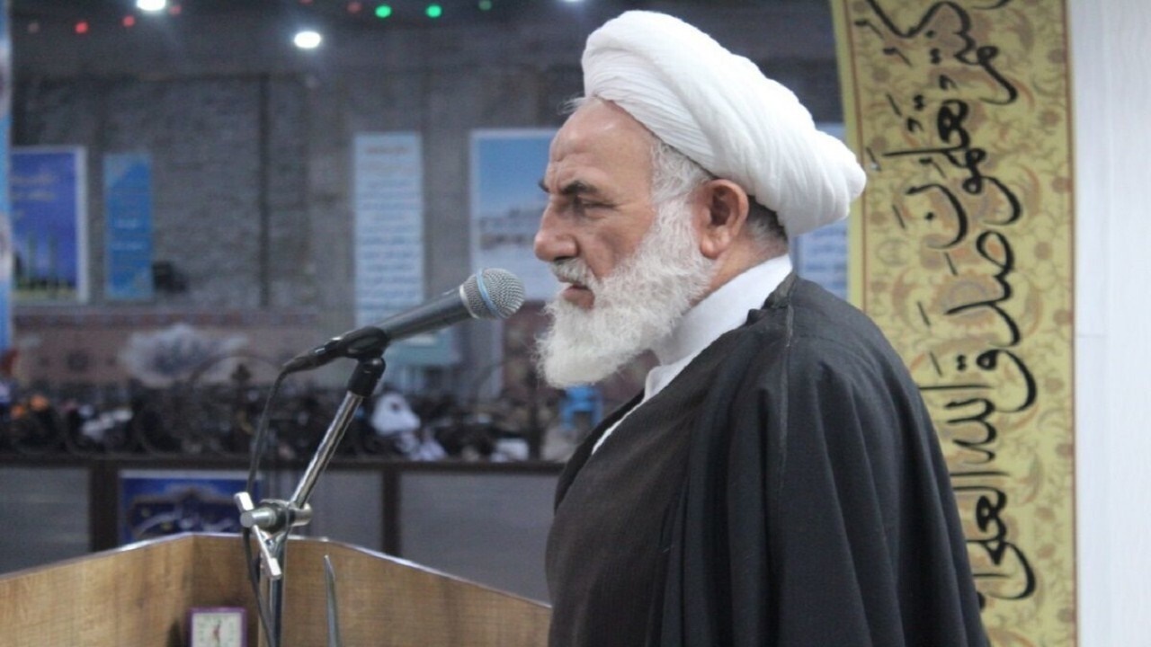 پویش درخواست کاشانی‌ها برای ادامه حضور امام جمعه این شهر
