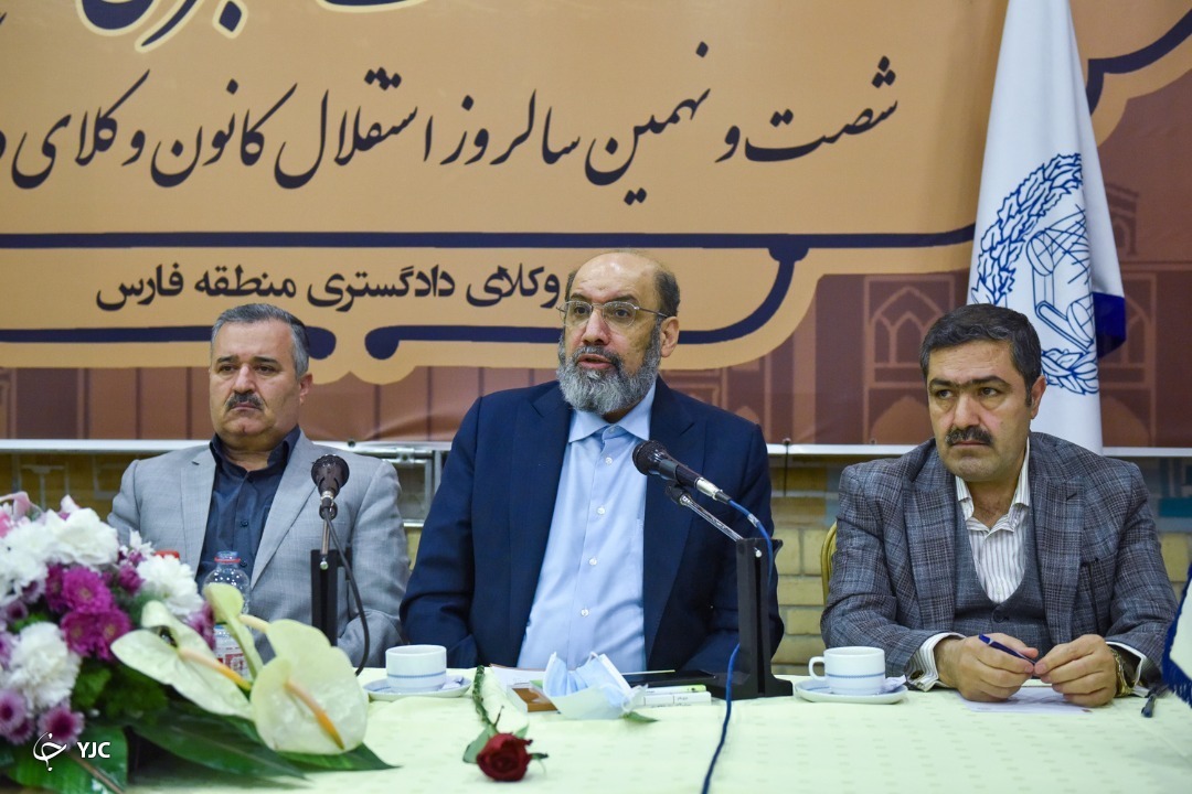 عقلانیت در جامعه حاکم شود/حرف شنوی غیرقانونی نداریم