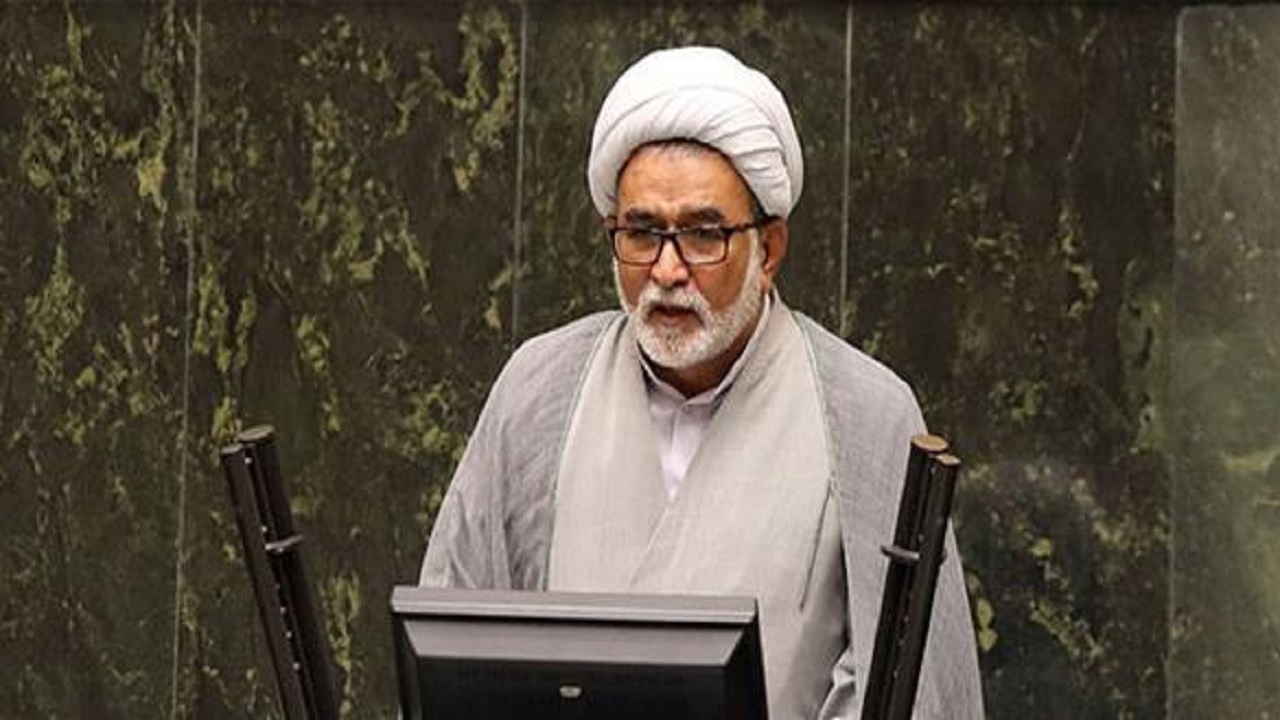 حذف معافیت مالیاتی مناطق آزاد، باعث فرار سرمایه‌گذاران می‌شود