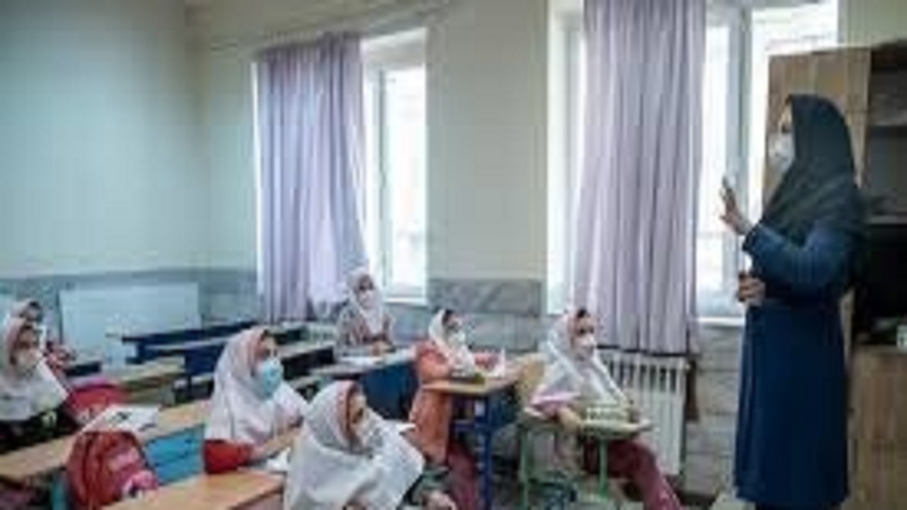 جهاد تبیین برای همه معلمان یک فریضه است
