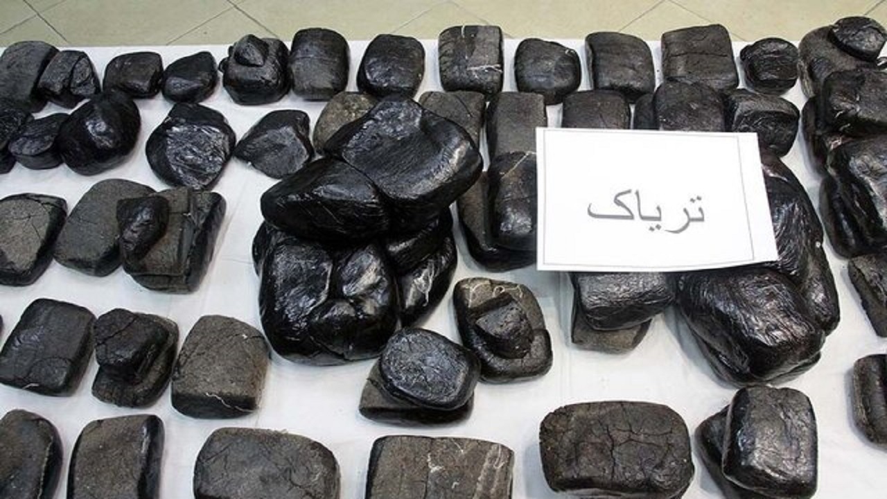 کشف بیش از ۳۳۰ کیلوگرم تریاک در کاشان
